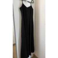 ราคา แม๊กซี่เดรสสีดำ ยี่ห้อ Misty Mynx ไซส์ L ดีเทลสายที่หลัง Black Maxi Dress Misty Mynx Size L spaghetti strap (13553042935)