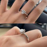 ราคา แหวนเพชรชูหัวใจ 90ตัง มีเพชรกระเปาะ 2ตัง รวม 1.02กะรัต (27860605642)