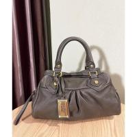 ราคา MARC by MARC JACOBS 9.5/10, 2 way handbag - crossbody bag all leather grey color หนังแท้-หนังสวยมากๆ-อะใหล่ทอง (23039697512)