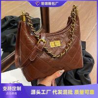 ราคา กระเป๋าทรงสี่เหลี่ยมสไตล์ชาแนล ฤดูใบไม้ร่วง 2025 สำหรับผู้หญิง มาพร้อมสายโซ่ใต้วงแขน (51800189305)