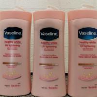 ราคา วาสลีนนำเข้า Vaseline Healthy White UV Lightening 725 ml วาสลีน เฮลธี ไวท์ ยูวี (6908731041)