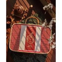 ราคา ตะกร้า 32x22x10 สีแดง มีซี่ลวดใหญ่ (47701182603)