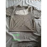 ราคา เสื้อครอปเปิดอกมือสอง ลายดำ ชิโนริ (8040940855)