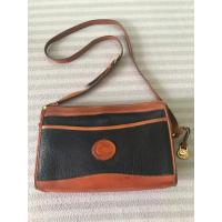 ราคา กระเป๋าหนังแท้ DOONEY & BOURKE (Made in USA) แท้ สภาพดี สวย หนังดี วินเทจ คลาสสิค น่าสะสม น่าใช้ (29963403249)