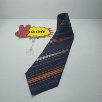 ราคา เนคไทผ้าไหม pasaya สีพื้นเทาดำลายทาง (22435140880)