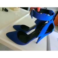 ราคา รองเท้าส้นสูงกำมะหยี lyn แท้ % (973807578)