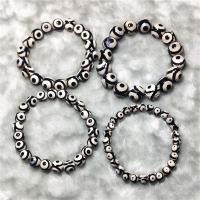 ราคา ธรรมชาติสไตล์ทิเบตเก่า หัวใจ ลูกปัดหินหยาบสร้อยข้อมือสามตาสายแรกยาโท หัวใจ โมราของแท้ผู้ชายผู้หญิงสร้อยข้อมือ (28542272761)