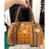 ราคา mcmแท้100%ทรงถือรุ่นโดมพร้อมพวงกุญแจแท้คู่ตัว (43365590111)