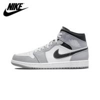 ราคา Nike Air Jordan 1 Mid Light Smoke Grey 554724 078 【ของแท้ 100%】รองเท้าบาส (24670177476)