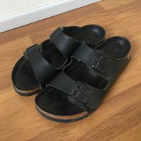 ราคา Shoopen รองเท้าแตะ หนังเทียม ทรง Birkenstock สีดำ เบอร์ 39 (6835804581)