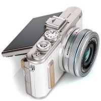 ราคา Olympus EPL8 + Lens 14-42 Kit ขาว กล้อง mirrorless สภาพดีมาก (3539242143)
