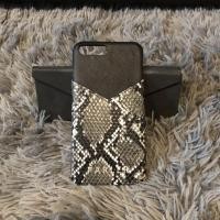 ราคา เคสมือถือ iPhone 7+/8+ แบรนด์ Parler.official (มือสอง) (3746372626)