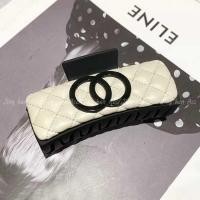 ราคา กิ๊บทรงผมสไตล์ชาแนลย้อนยุคฝรั่งเศส มีเพชรและฉลามคลิปสำหรับทรงผม (58151182238)