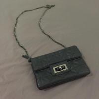 ราคา กระเป๋าสะพายข้างสีดำ Mango แท้ (785373901)