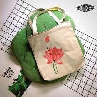 ราคา [Handmade] Canvas Tote Bag ลายเพ้นท์มือ Lotus (ทํามือ) (27288749928)