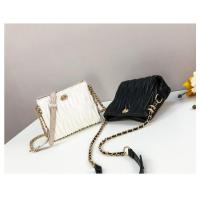 ราคา EVERY FASHION E02 กระเป๋าหนังนิ่มทรง Crossbody ดีไซน์เกาหลี ที่มาพร้อมสายBag Strap แบบโซ่ผสมหนัง ราคาน่ารัก พร้อมส่ง (10839309462)