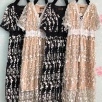 ราคา เดรสยาวปักลูกไม้ ป้าย Borichta ‼️สีครีม‼️ (1267529080)