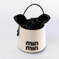 ราคา กระเป๋าถือทรงกระบอก แต่งminmin (24381149654)