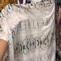 ราคา Zara ผ้าเครปพิมพ์ลายสัตว์งู – วัสดุไหลเบาสําหรับเดรส, เสื้อเบลาส์, แจ๊กเก็ต & ฮิญาบแฟชั่น (43621720925)