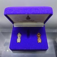 ราคา พระนาคปรก สธ. (ชุด เนื้อเงิน นวะ ) พระพุทธราชสุดาสิรินธร พิธีวัดบวรนิเวศ ปี2538 พร้อมกล่องเดิม (26630058948)