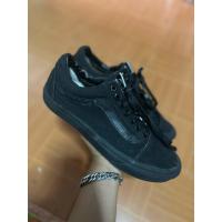 ราคา Vans สีดำล้วน ไซร้ 39/25 มือสองของแท้ (42022916639)