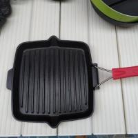 ราคา กระทะเหล็กหล่อ Staub grill pan made in france มือสอง (5278196106)