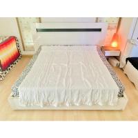 ราคา ผ้าห่ม (แบบบาง) ขนาด 5-5.5ฟุต ผ้าชีฟองสีขาวปักลายดอกวินเทจ (ใหม่) มือสองขายตามสภาพ สินค้าญี่ปุ่น-เกาหลีแท้ (21741313141)