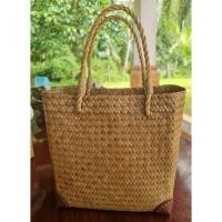 ราคา กระเป๋าสานกระจูด มรดกทางภูมิปัญญา ชาวทะเลน้อยพัทลุง กระเป๋าทรงถัง (16398949894)