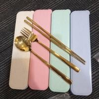 ราคา เกาหลี เป็น ช้อนส้อม ตะเกียบ ช้อน เกาหลี ทอง (แถมกล่อง) (15728618641)