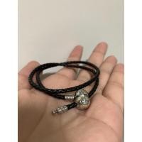 ราคา สร้อยข้อมือหนัง Pandora มือสอง สภาพ 98% ของแท้ (8450621421)