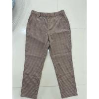 ราคา กางเกงขายาว uniqlo ลายสก๊อตเล็กมือสอง (29674941552)