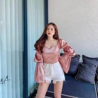 ราคา เสื้อครอป แขนยาว ผ้าซิลค์ วิ้งๆ (T135) (3818283369)