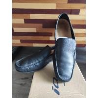 ราคา รองเท้าผู้ชายหนังแท้ สีดำ size43 (8863569421)