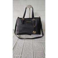 ราคา Michael Kors แท้ มือสอง (26603617045)