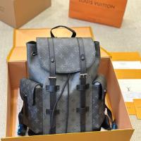 ราคา LV Louis Vuitton CHRISTOPHE กระเป๋าเป้ผู้ชาย Warrior สีเทากลับ M43735 (29222634691)