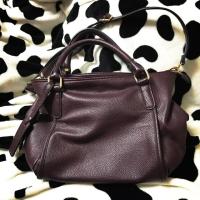 ราคา กระเป๋า O&B Little Monday มือ2 สภาพ90% ถือไปประมาณ5ครั้ง สี Red wine. ขนาด 30x22x18cm. (457952925)