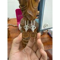 ราคา กล้วยและไม้เสียบผลไม้ทําจากไม้ไผ่เก่าแกะสลักด้วยคําโถรวมกับหัวเสียบจีนที่แข็งแรงสําหรับกรงนกเจ้าเหมาระดับไฮเอนด์ (57650550226)