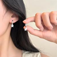 ราคา ต่างหูเงินแท้ S999 สำหรับผู้หญิง มาพร้อมเพชรฝังใน ออกแบบให้มีสไตล์ทันสมัยและเรียบง่าย (49350220651)