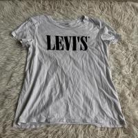 ราคา เสื้อยืดสีขาวผู้หญิง levis ป้ายติดไซส์ S ของแท้ 100% (29290401260)