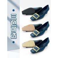 ราคา สติกเกอร์ป้องกันการลื่นและเสียดสีสำหรับรองพื้นรถRV แบบSquare Toe จากRoger Vivier (41874828198)