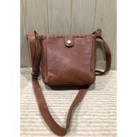 ราคา กระเป๋าสะพายหนังแท้แบรนด์ Pelle Borsa (9618353183)