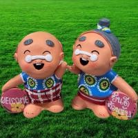 ราคา ตุ๊กตาดินเผา รูปปั้นคู่คุณตา-คุณยายถือป้ายมงคล (24359734173)