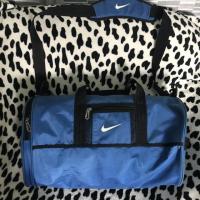 ราคา กระเป๋าเดินทาง Nike สีฟ้า (2671589630)