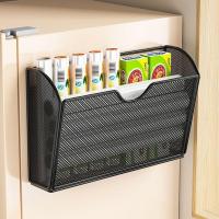 ราคา 2025 ใหม่สไตล์ห้องครัวตู้ประตูแขวนตะกร้าชั้นวางพลาสติกห่อจัดเก็บ มีประโยชน์ เครื่องมือนอกประตูแขวนตะกร้าตู้เย็นด้านข้างแขวนตะกร้าเก็บ20251112 (46101257274)