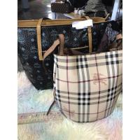 ราคา กระเป๋าทรงชอปปิ้ง mcm&ถังบูเบอรรี่ (16058647716)