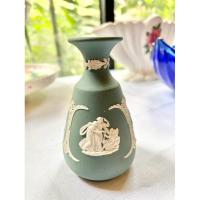 ราคา แจกันของสะสม Wedgwood Jasperware สีเขียว Teal (27401603938)