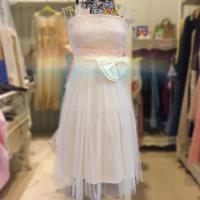 ราคา [พร้อมส่ง]ชุดราตรีสั้นสีขาวประกายทอง ชุดราตรีเกาะอกสีขาวนวล สีครีมอ่อนประกายทอง เดรสออกงานสีขาวอ่อนหวานน่ารัก (1761651200)