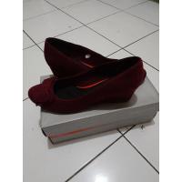 ราคา Preloved rockport Wedges (41622031407)