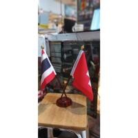 ราคา ธงไทย ธงสวิสเซอร์แลนด์ ไทย สวิสเซอร์แลนด์ THAILAND SWITZERLAND ธงนานาชาติ ธงตั้งโต๊ะแบบไขว้ ขนาด 14×20cm เสาพลาสติก (22780319101)