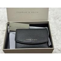 ราคา กระเป๋าสตางค์ Charles & Keith ใบสั้น ของแท้ พร้อมส่ง ✅ (27257175560)